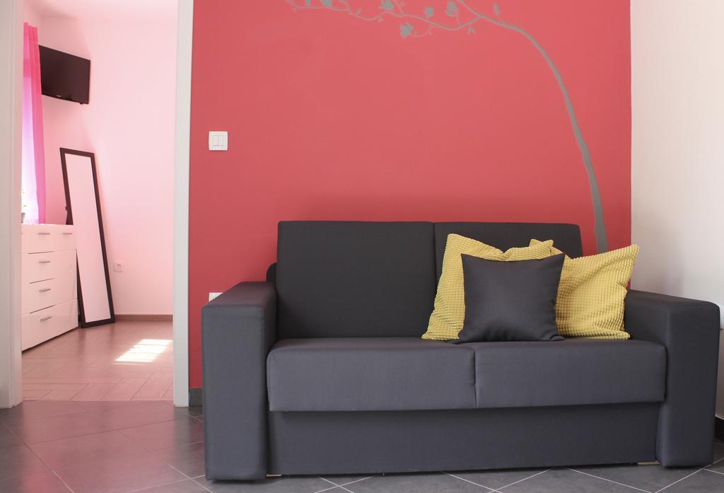 Rogic Apartment Laurana Esterno foto